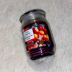 good and really smelly candle !!